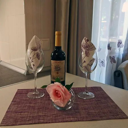 светлая новая студия в Apartament Primorsko