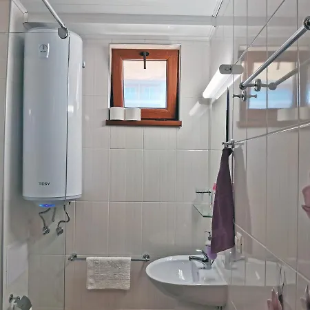 شقة светлая новая студия в *