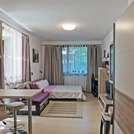 Apartamento светлая новая студия в Primorsko