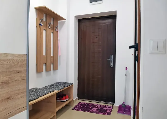 светлая новая студия в Апартаменты Приморско